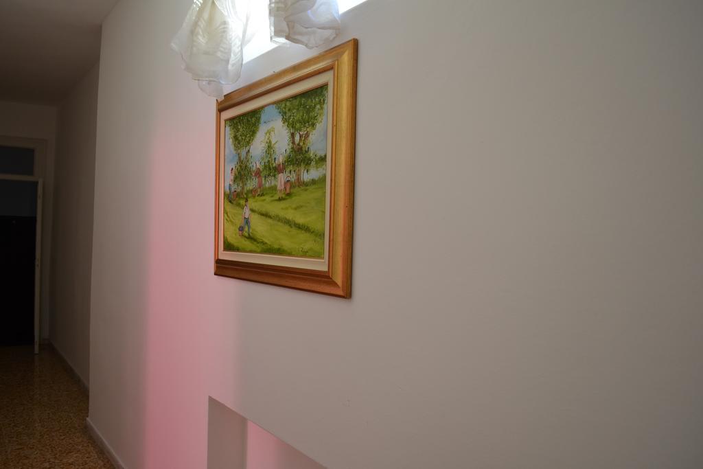 Home Willy Florence Kamer foto